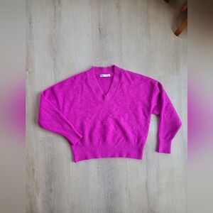 Zara Women's Pink V-Neck Sweater